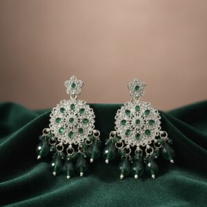 Noor Emerald Chaand Baaliyan